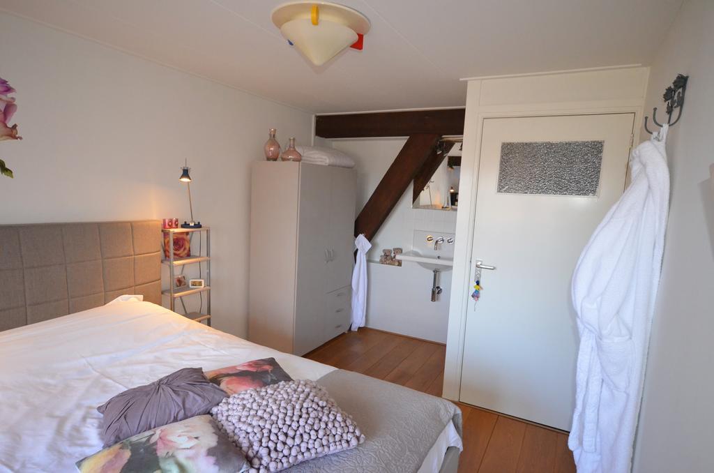 Bloemenhoeve Bed & Breakfast Birdaard Exterior photo