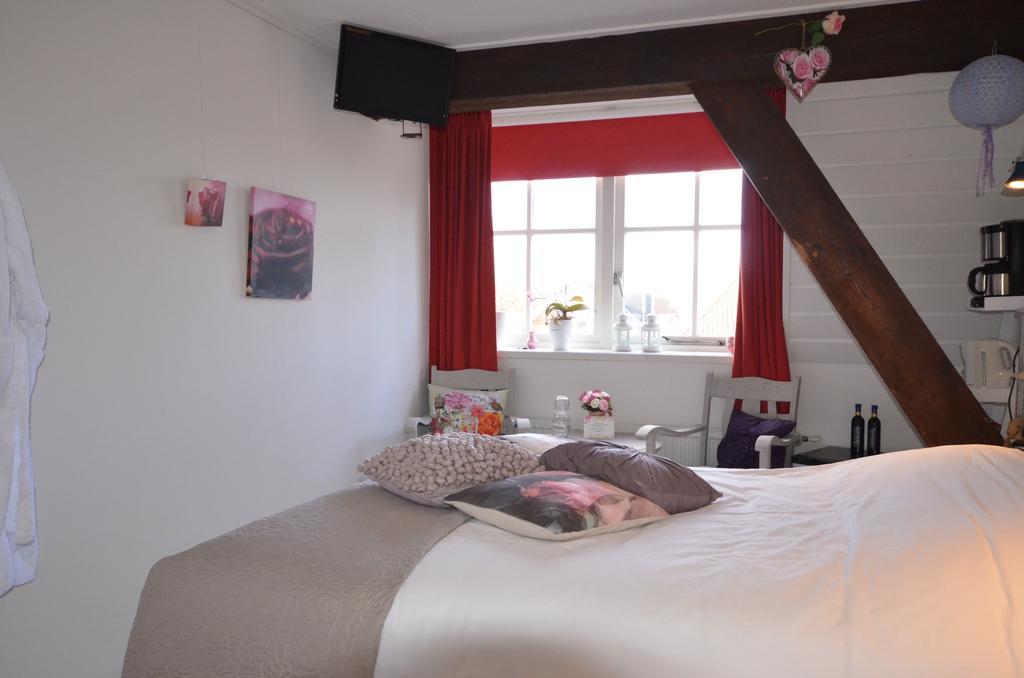 Bloemenhoeve Bed & Breakfast Birdaard Exterior photo